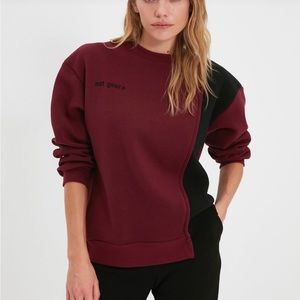 Cozy turtle neck sweatshirt size S